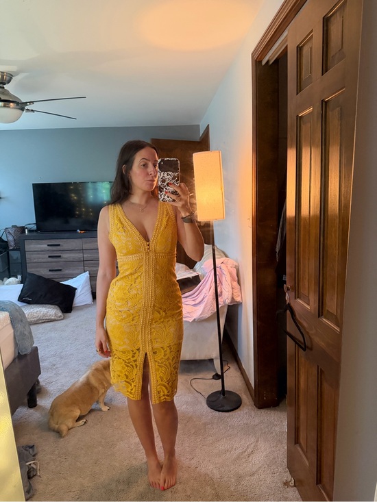 guild la Dresses & Skirts - V-Neck Yellow Lace Midi Dress